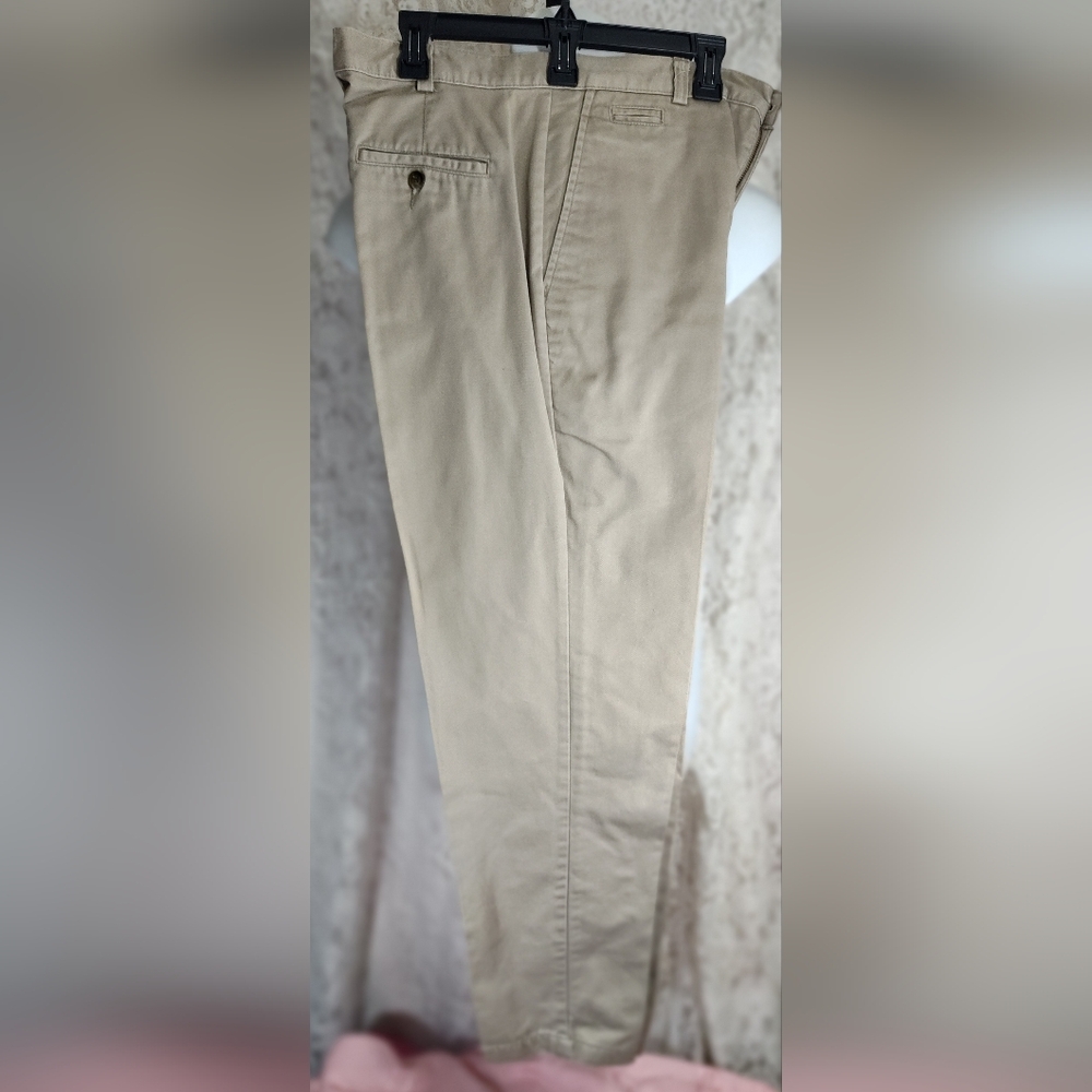 Dockers Khaki Pants